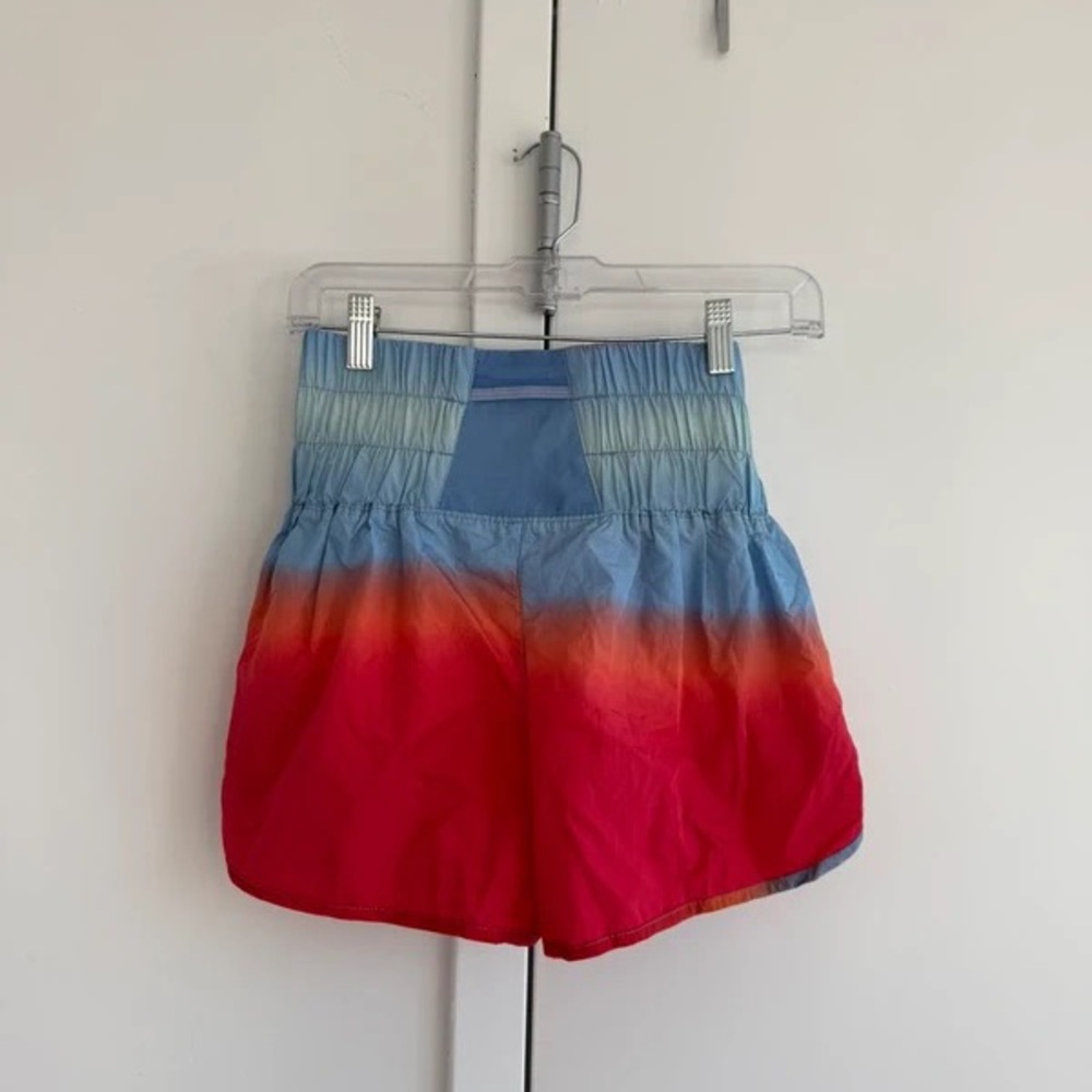 Women’s Ombre High-Waist Active Shorts - Blue to Red - Picture 3 of 4